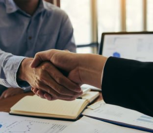 Por que é importante ter um advogado especializado em Direito Societário?